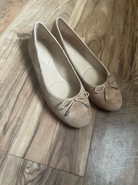 Lauren Ralph Lauren Suede Ballet Flats with Bow - Beige